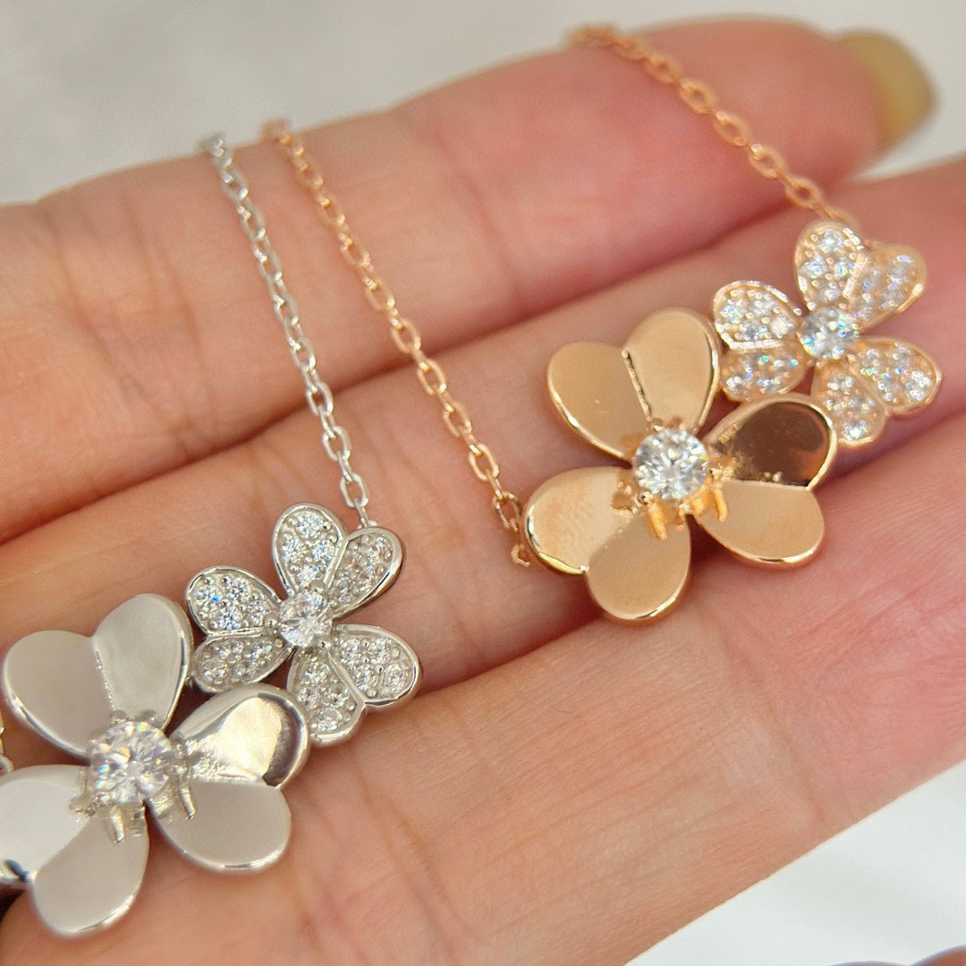 18K Van Cleef & Arpels Frivole Clover Clover Necklace