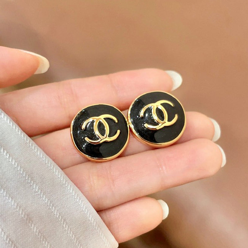 18K Chanel Black & White Round Gold Earrings