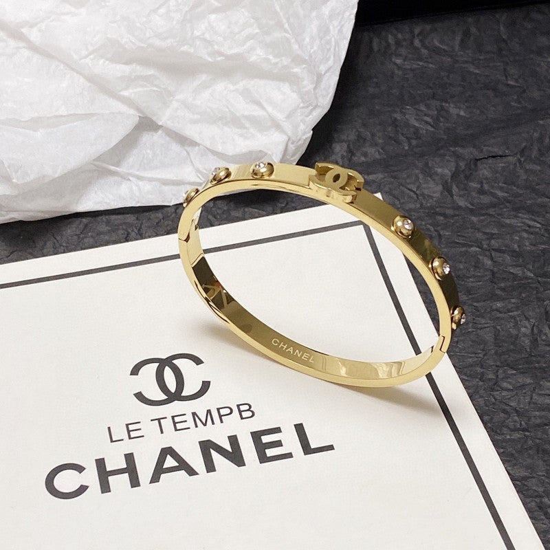18K Chanel Vintage Diamond Bracelet
