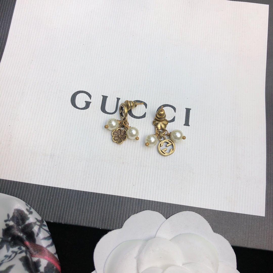 18K Gucci Flower & Pearl Pendant Earrings