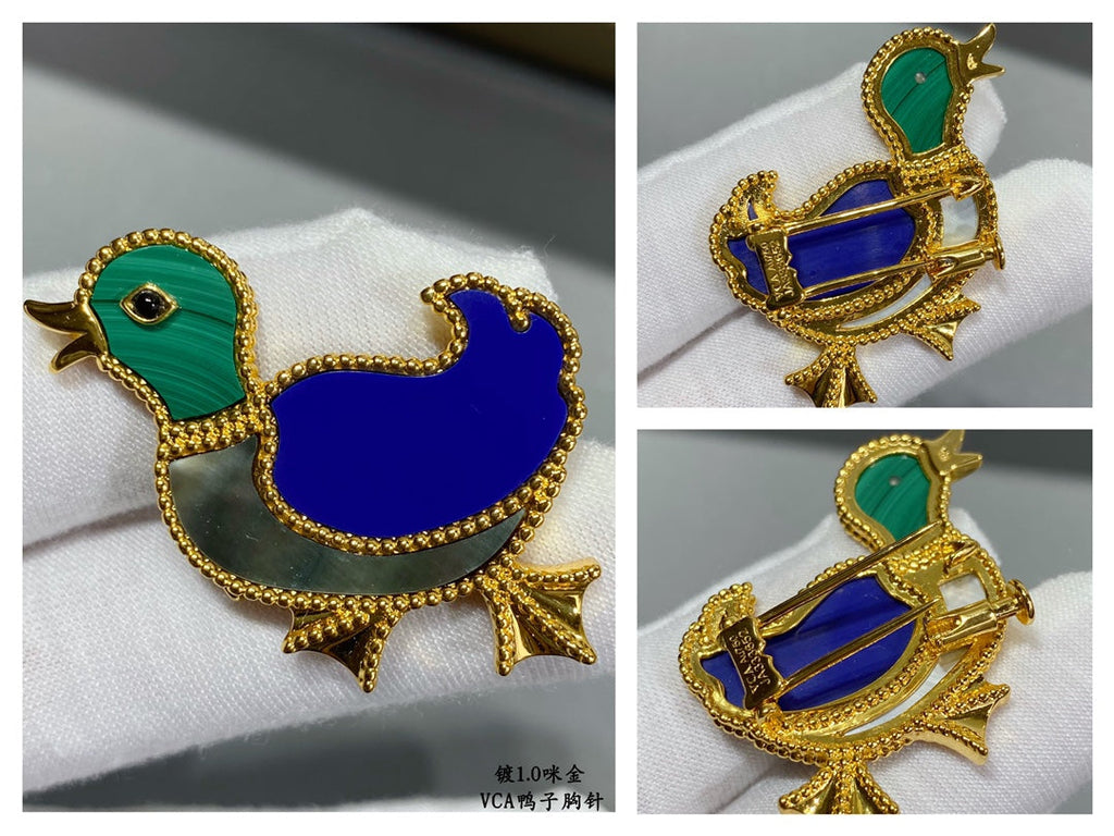 18K Van Cleef & Arpels Lucky Animals Duck Clip Brooch