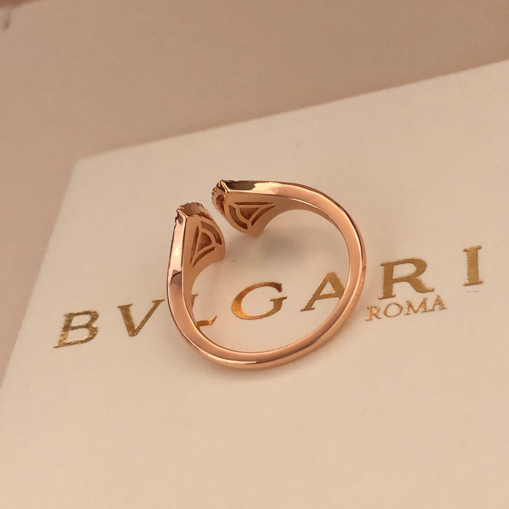 18K BVLGARI BV Divas' Dream Pearl Ring