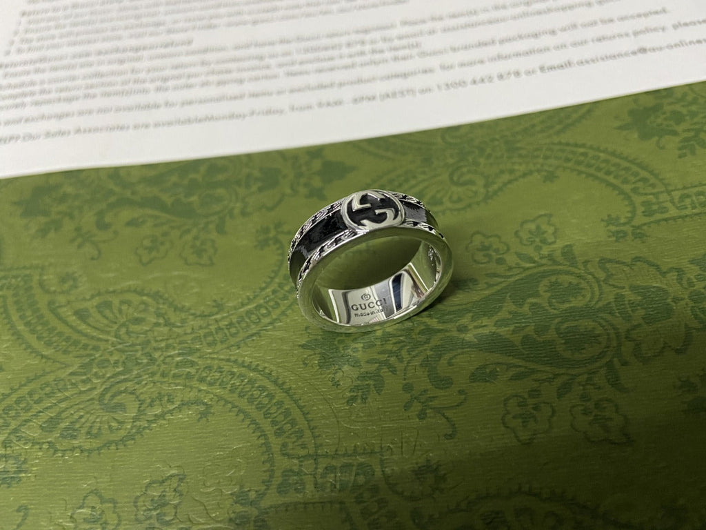 Gucci Interlocking G Black Enamel Ring