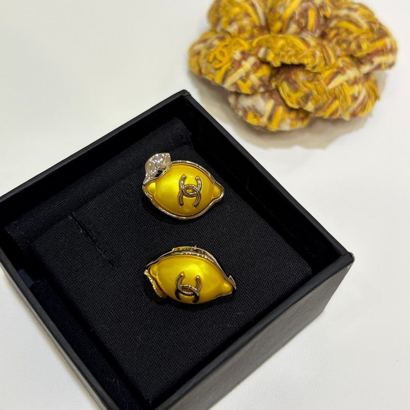 18K Chanel 26C Lemon Gold Earrings