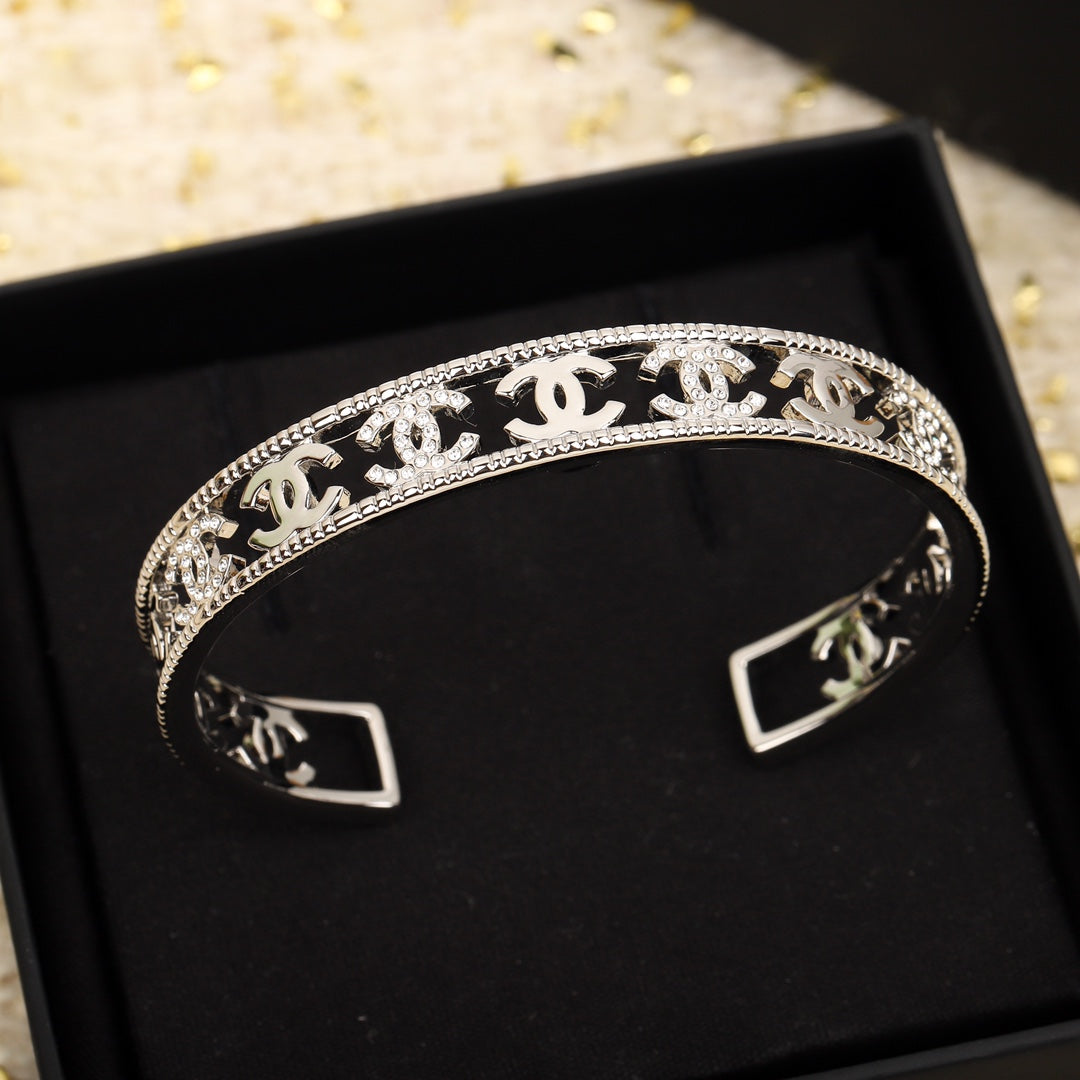 18K Chanel Open Cuff Bracelet
