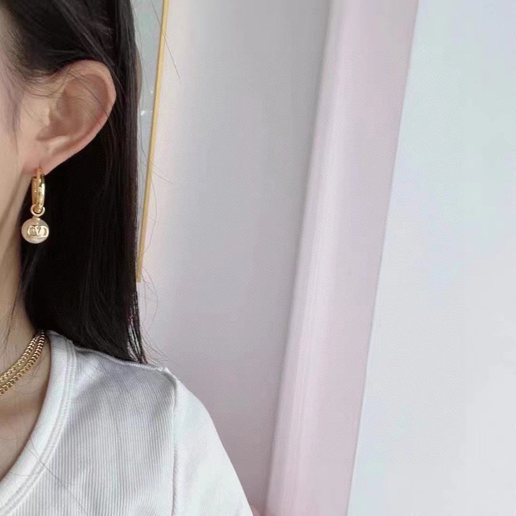 18K Valentino Vlogo Pearl Earrings
