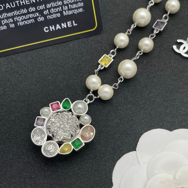 18K Chanel Color Crystal Pearl Chain Necklace
