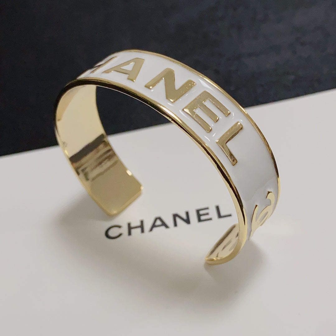 18K Chanel Open Wide Cuff Bracelet
