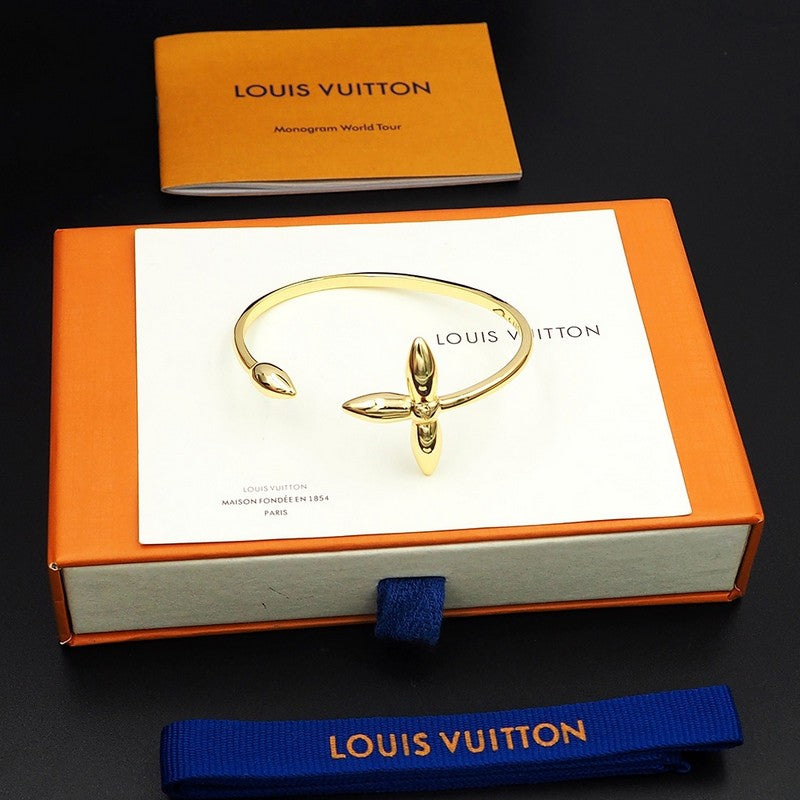 18K Louis Vuitton Louisette Bracelet