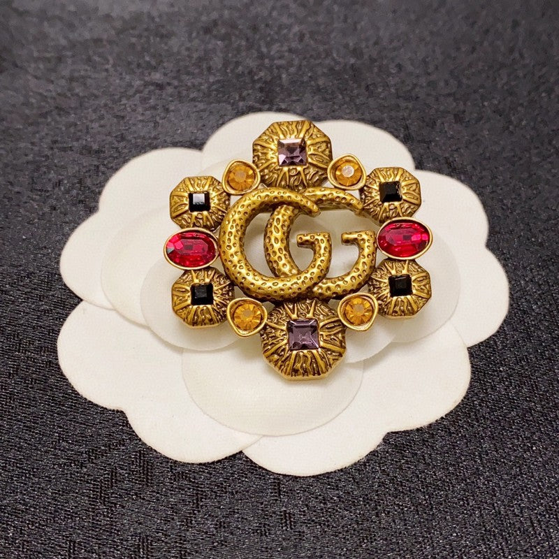 18K Gucci Flower Crystal Brooch