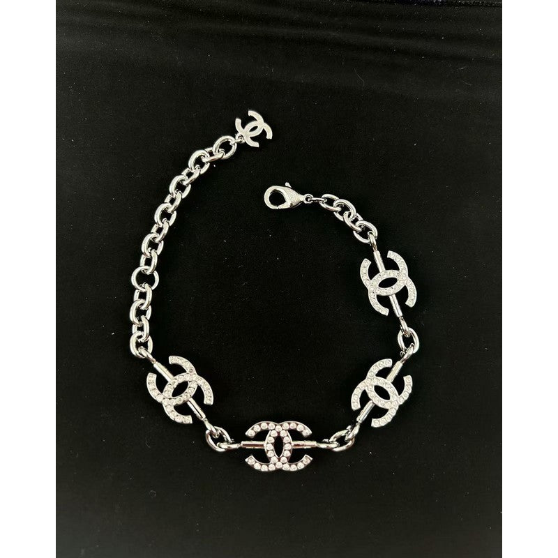 18K Chanel Gold Diamond Bracelet