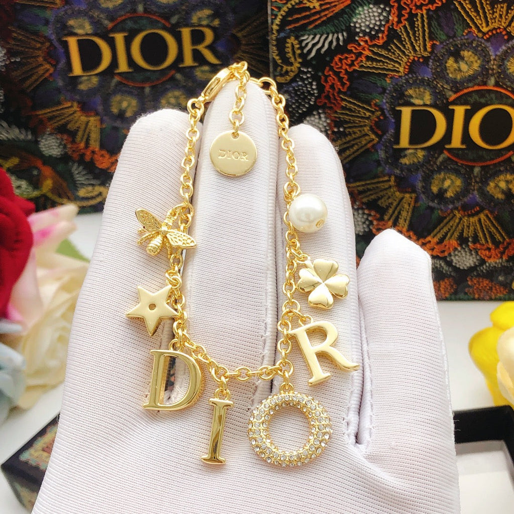 18K Dior Script Diamond Bracelet