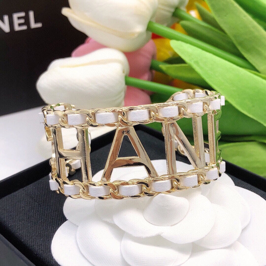 18K Chanel Vintage Pearl Cuff Bracelet