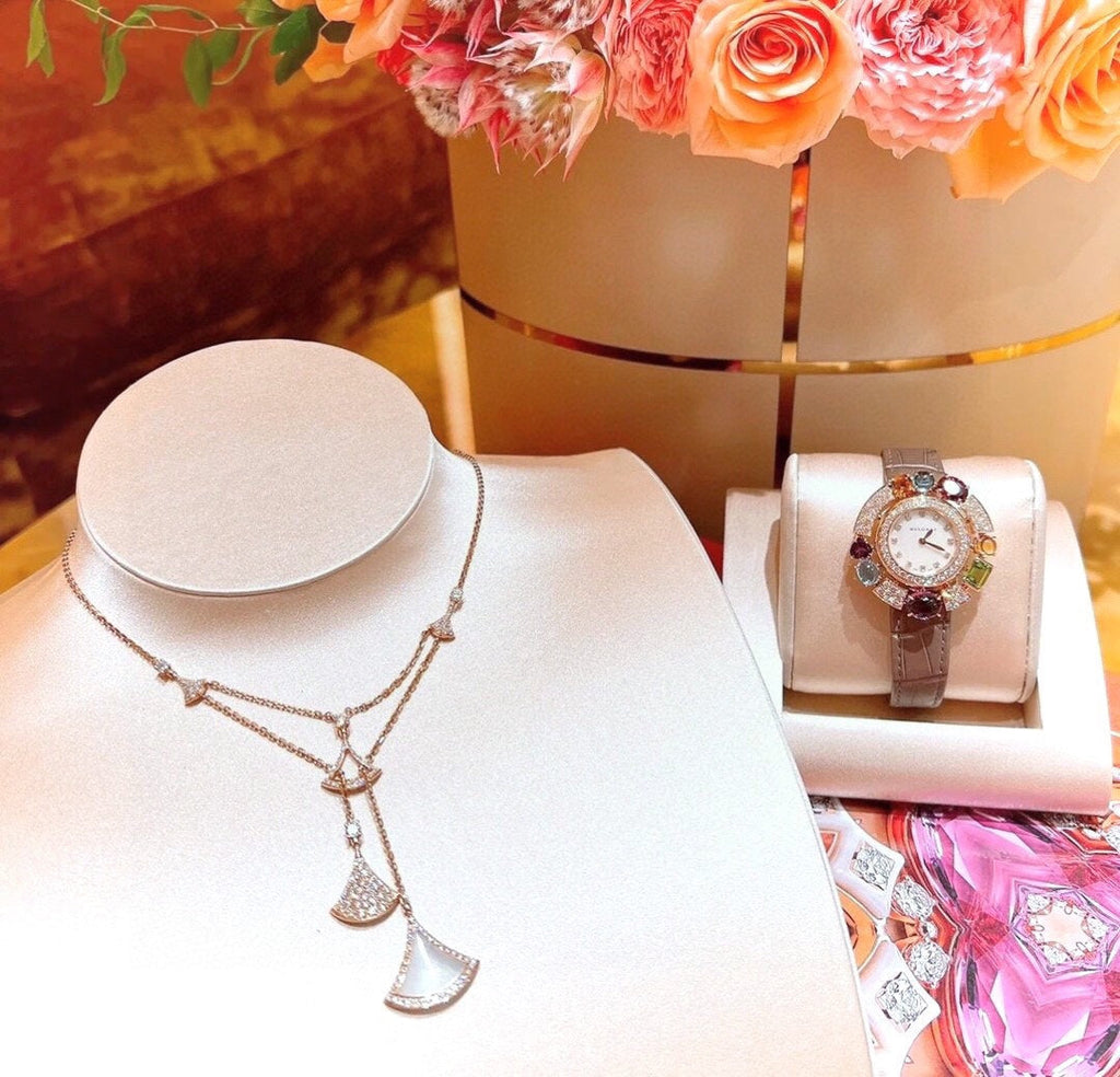 18K BVLGARI BV Divas' Dream Pearls Necklace