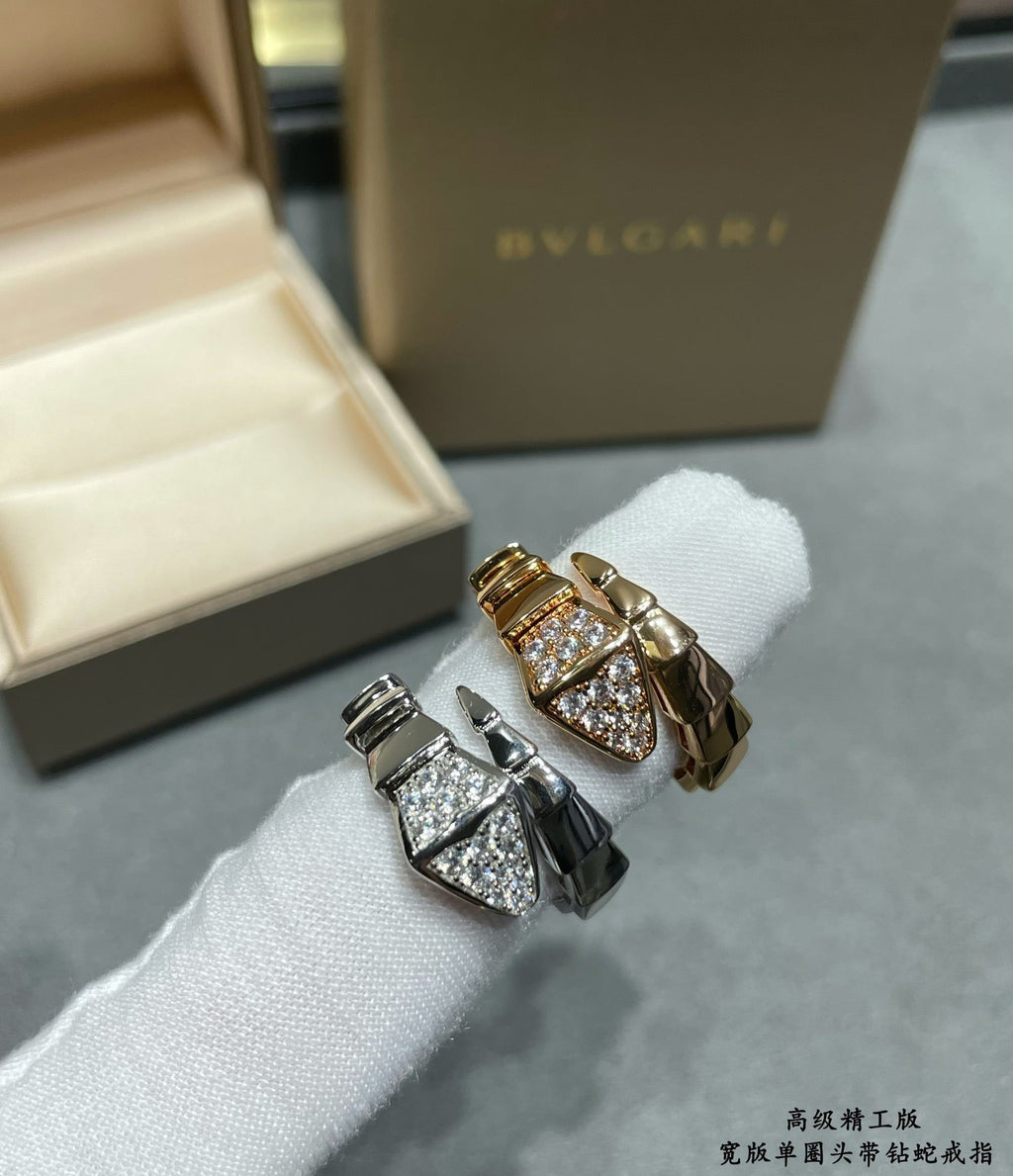 18K BVLGARI BV Serpenti Viper Head Diamond Ring