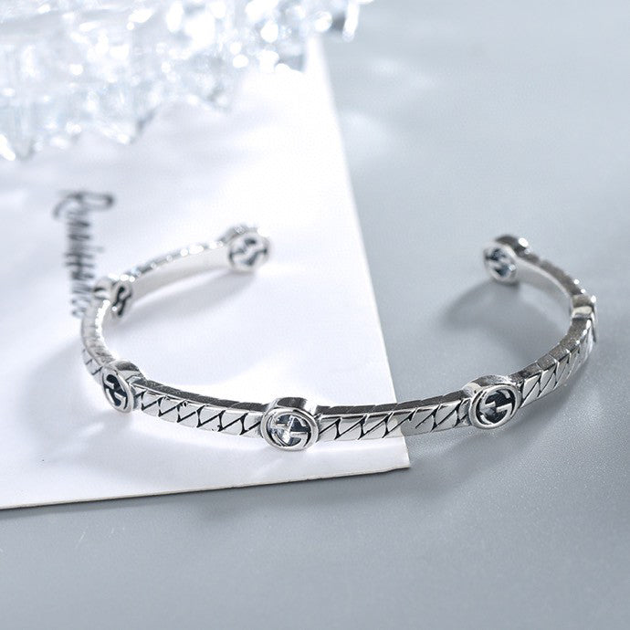 Gucci Thin Interlocking G Bracelet