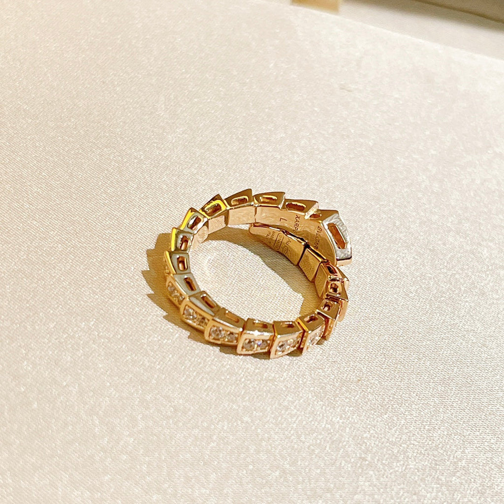 18K BVLGARI BV Serpenti Viper Pave Diamond Ring