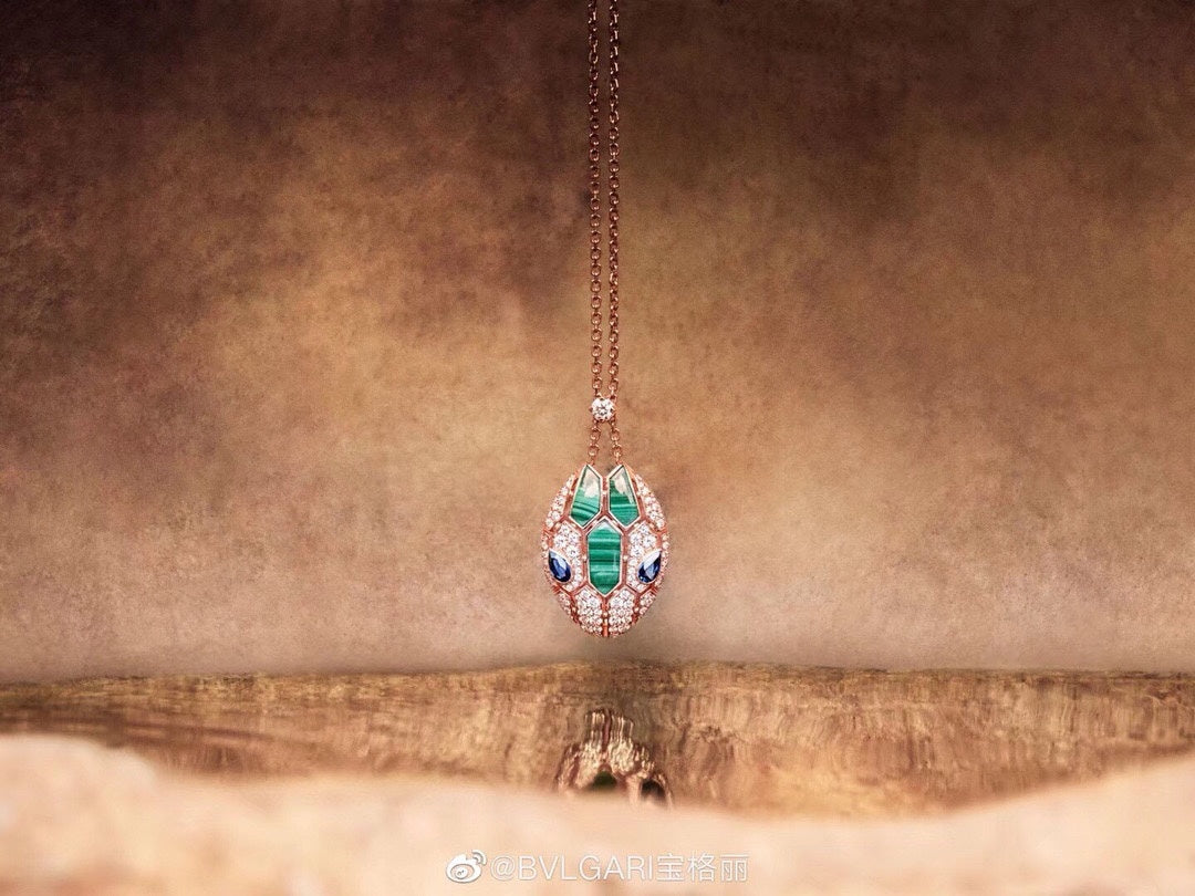 18K BVLGARI BV Serpenti Malachite Necklace