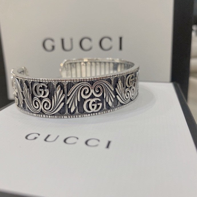 Marmont Gucci Wide Bracelet