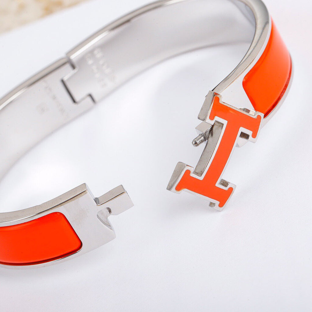 18K Clic Hermes Orange Bracelet
