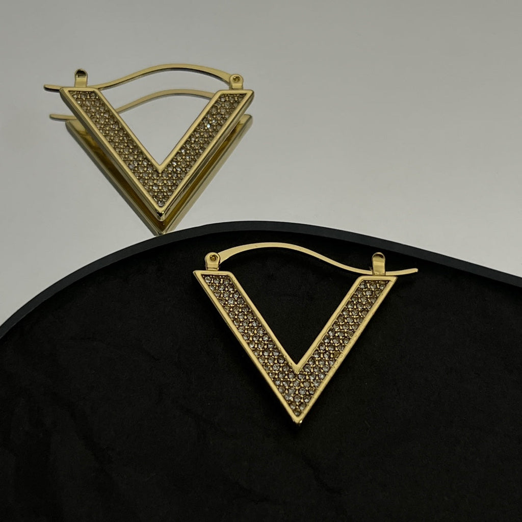 18K Valentino Vlogo Diamonds Earrings