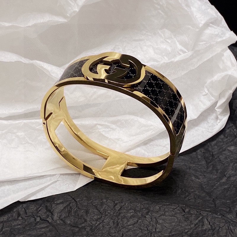18K Gucci Black Gold Cuff Bracelet