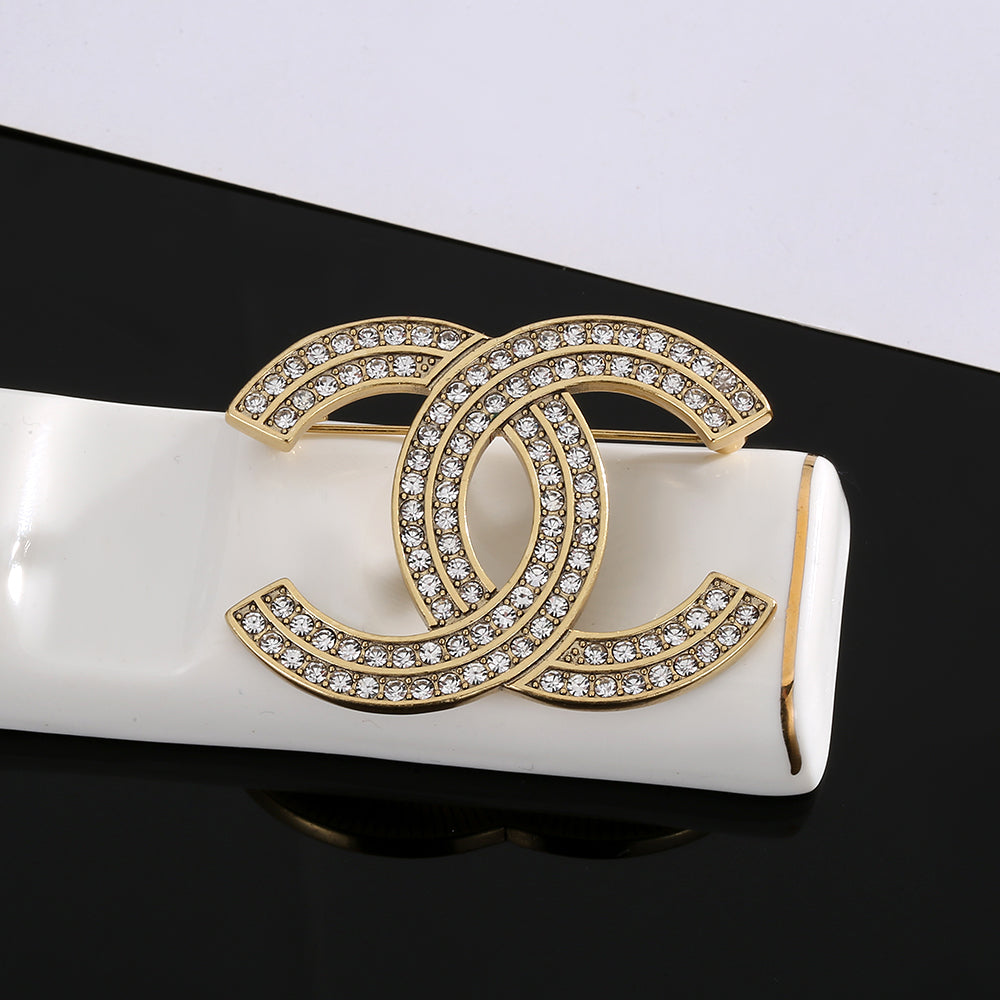 18K Chanel Diamonds Brooch