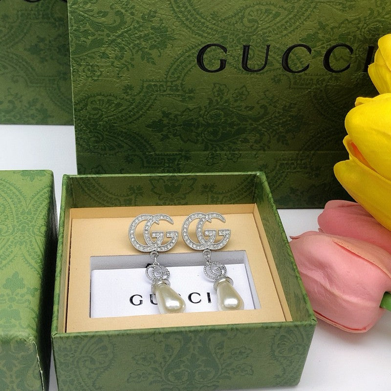 18K Gucci Diamond Pearl Drop Earrings
