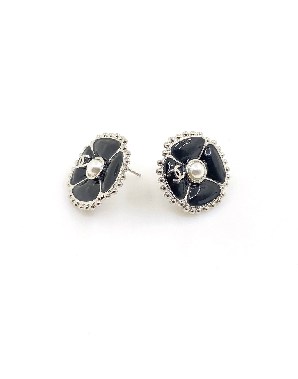 18K Chanel Black Pearl Clover Earrings