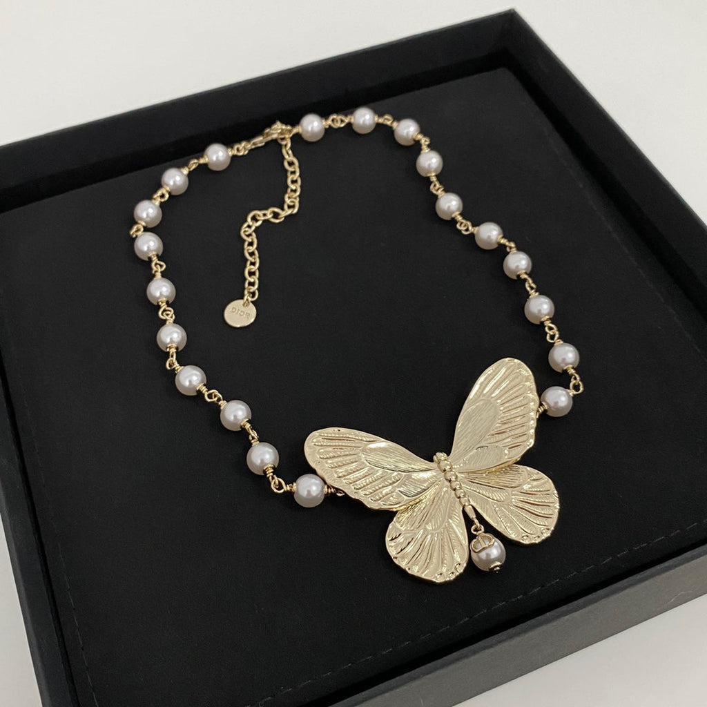 18K Dior Butterfly Pearls Bracelet