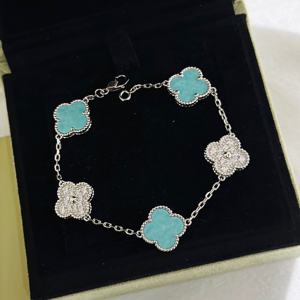 18K Van Cleef & Arpels Vintage Alhambra Five Motifs Agate Bracelet