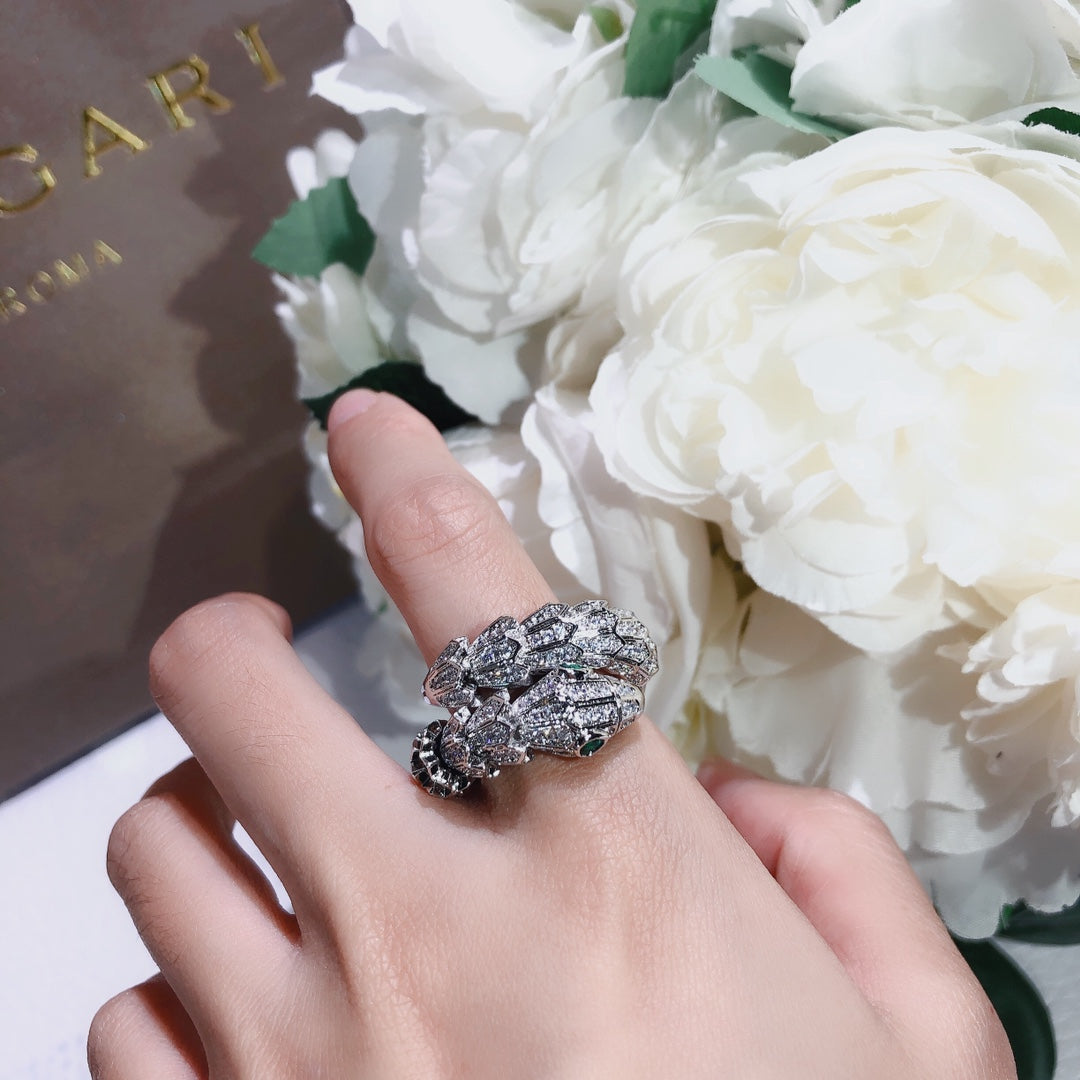 18K BVLGARI BV Serpenti Tubolari Ring