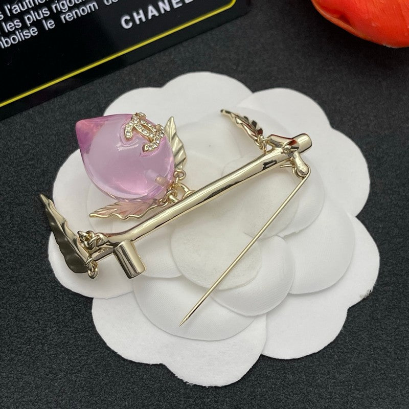 18K Chanel Pink Crystal Heart Brooch