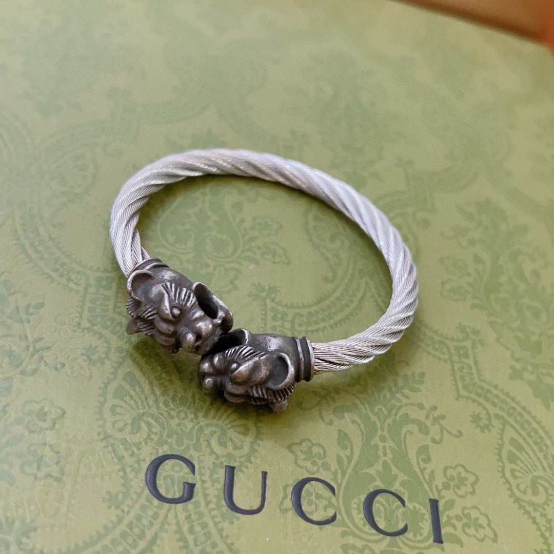 Gucci Double Tiger Head Vintage Bracelet