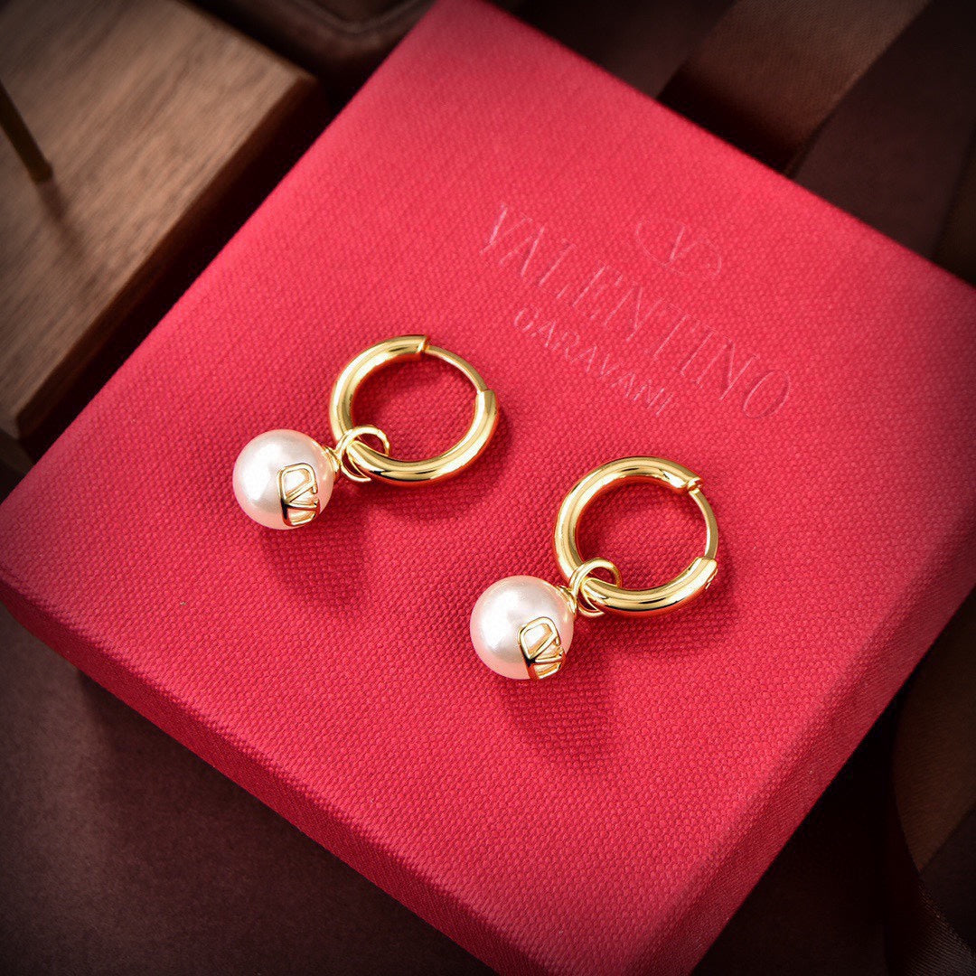 18K Valentino Vlogo Pearl Earrings