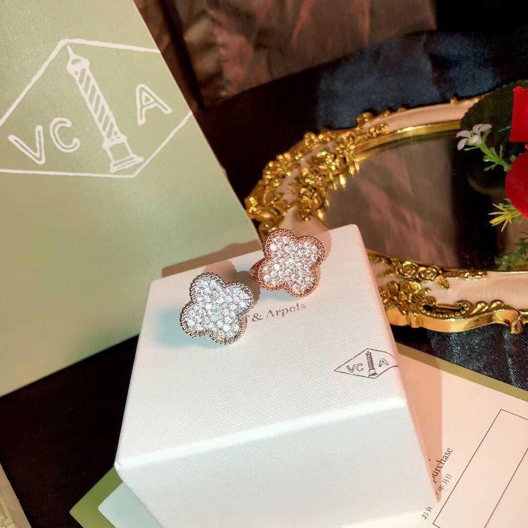 18K Van Cleef & Arpels Magic Alhambra Diamond Ring