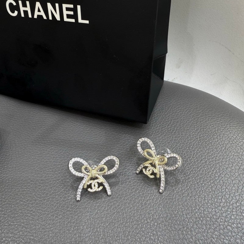 18K Chanel Golden Bow Diamond Earrings
