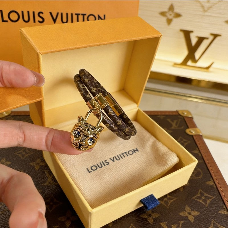 18K Louis Vuitton Tiger Gold Bracelet