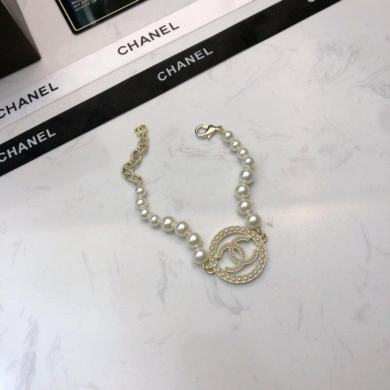 18K Chanel Big Pearl Gold Bracelet