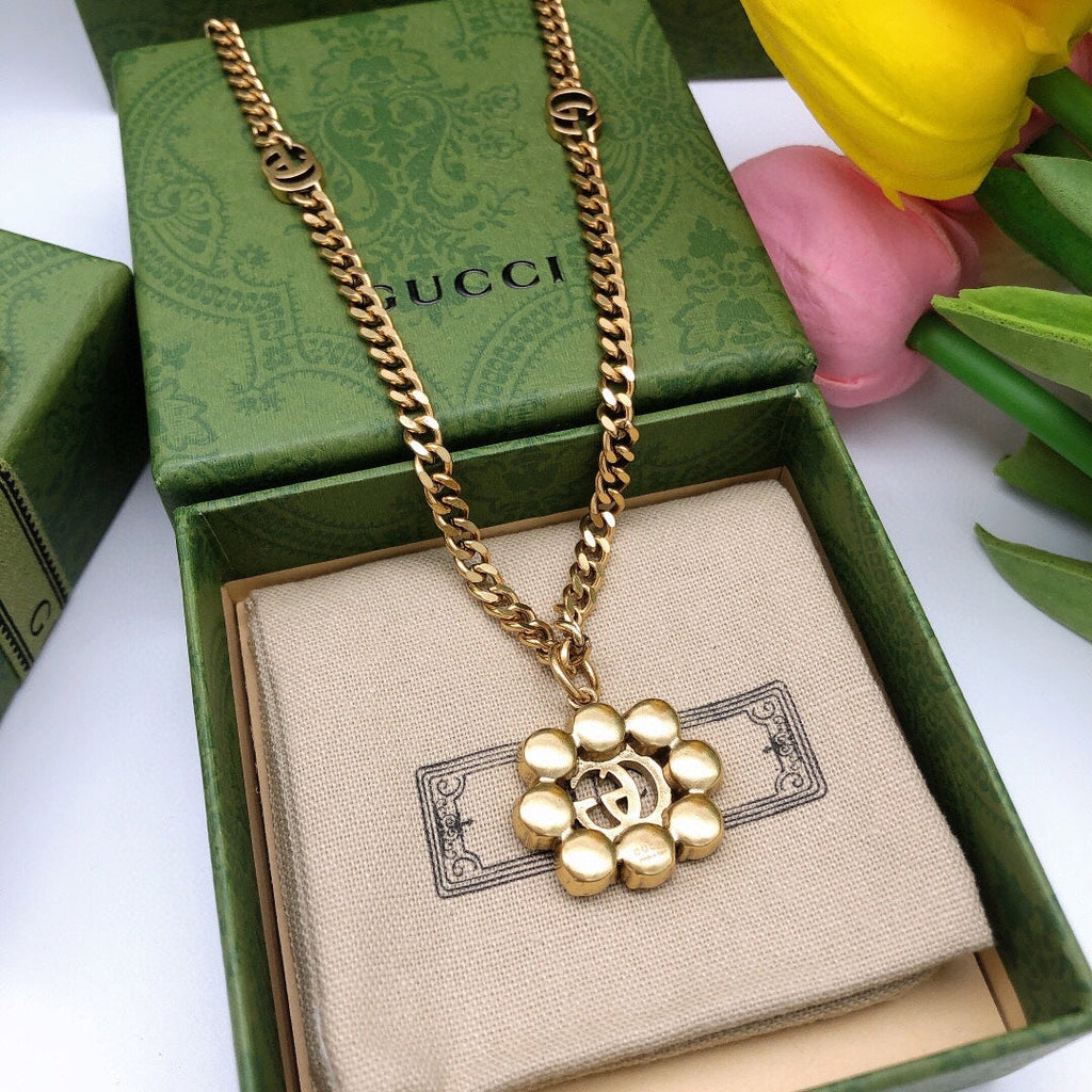 18K Gucci Flower Crystals Necklace