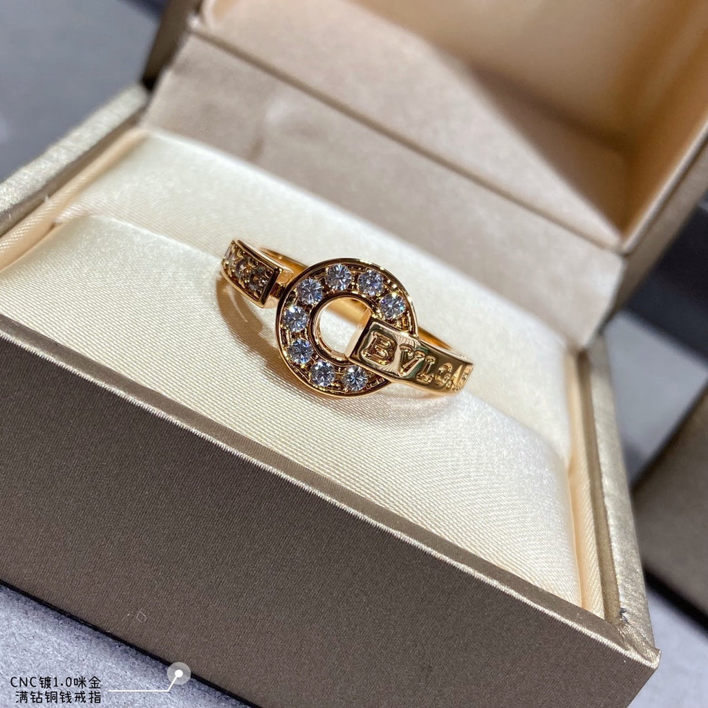 18K BVLGARI BV Diamond Ring