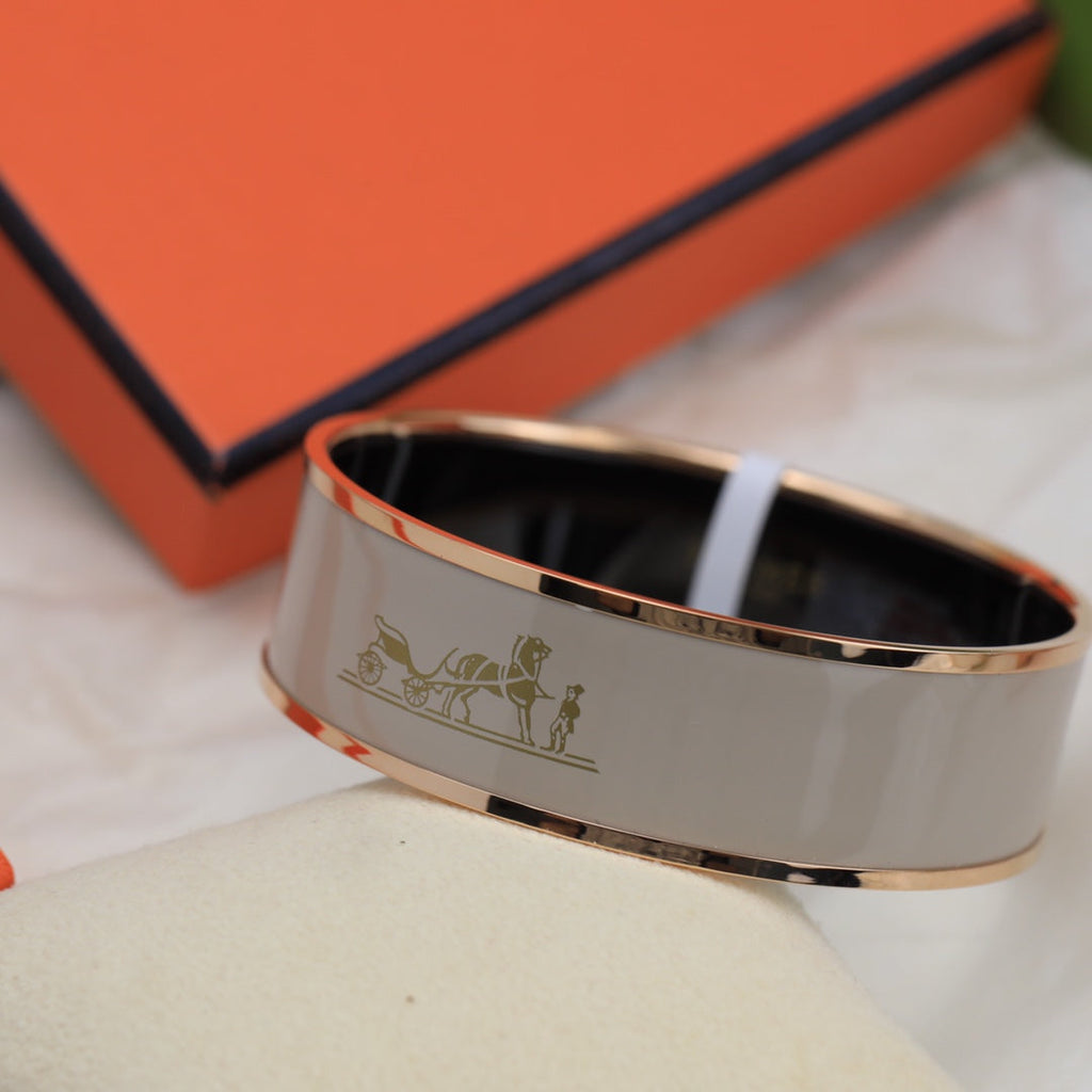 18K Enamel Wide Bangle Hermes Bracelet