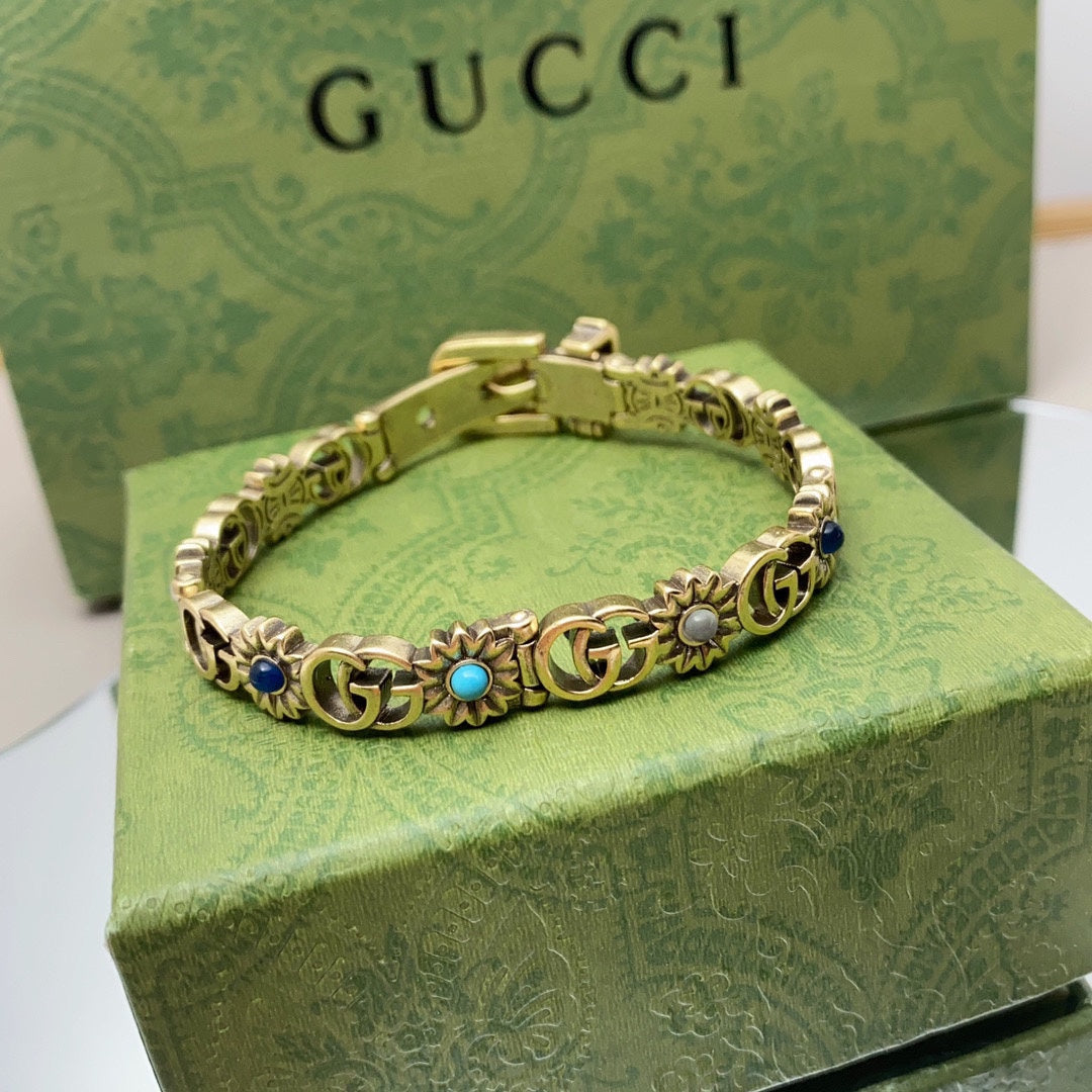 18K Gucci Flowers Bracelet