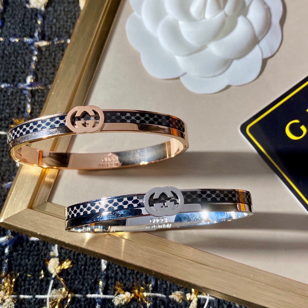 18K Gucci Vintage Bracelet