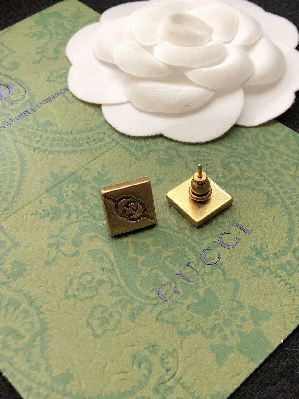 18K Gucci Cube Earrings
