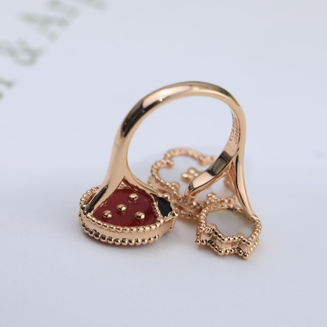 18K Van Cleef & Arpels Lucky Spring Ring