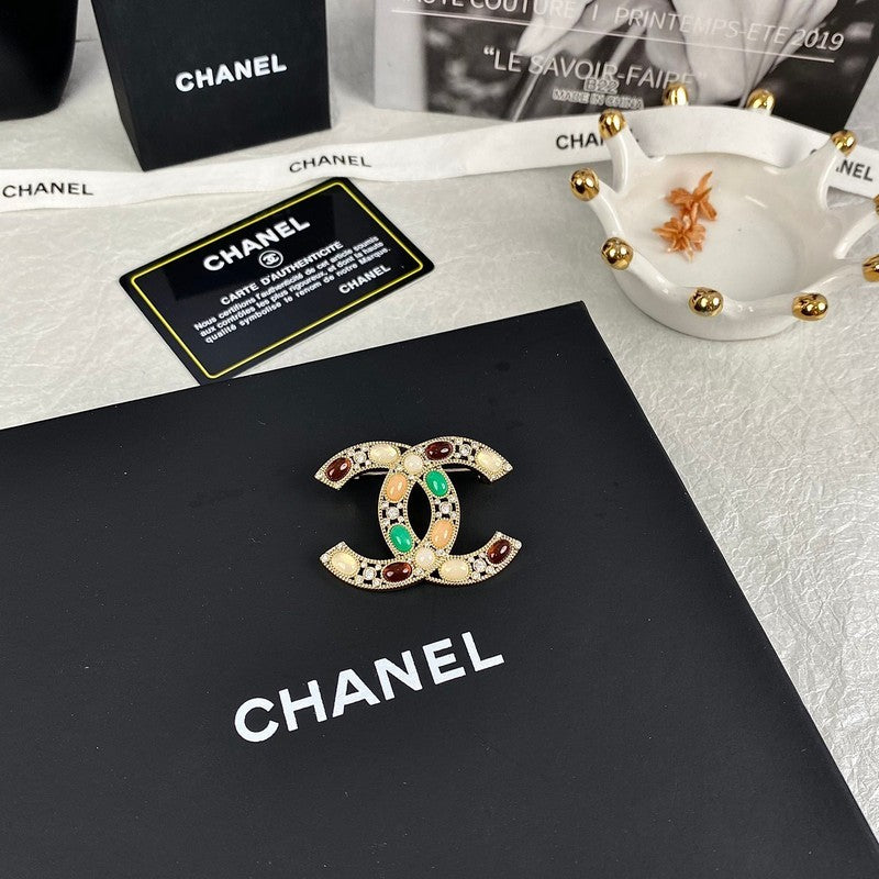 18K Chanel Color Crystal Diamond Brooch