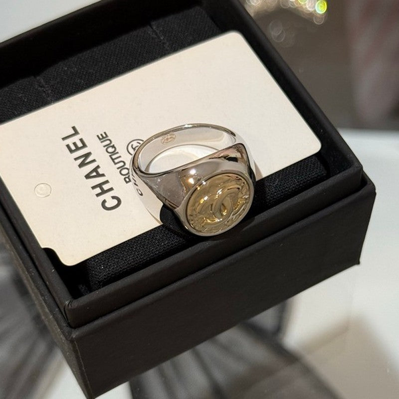 18K Chanel 25K Black Gold Heart Ring