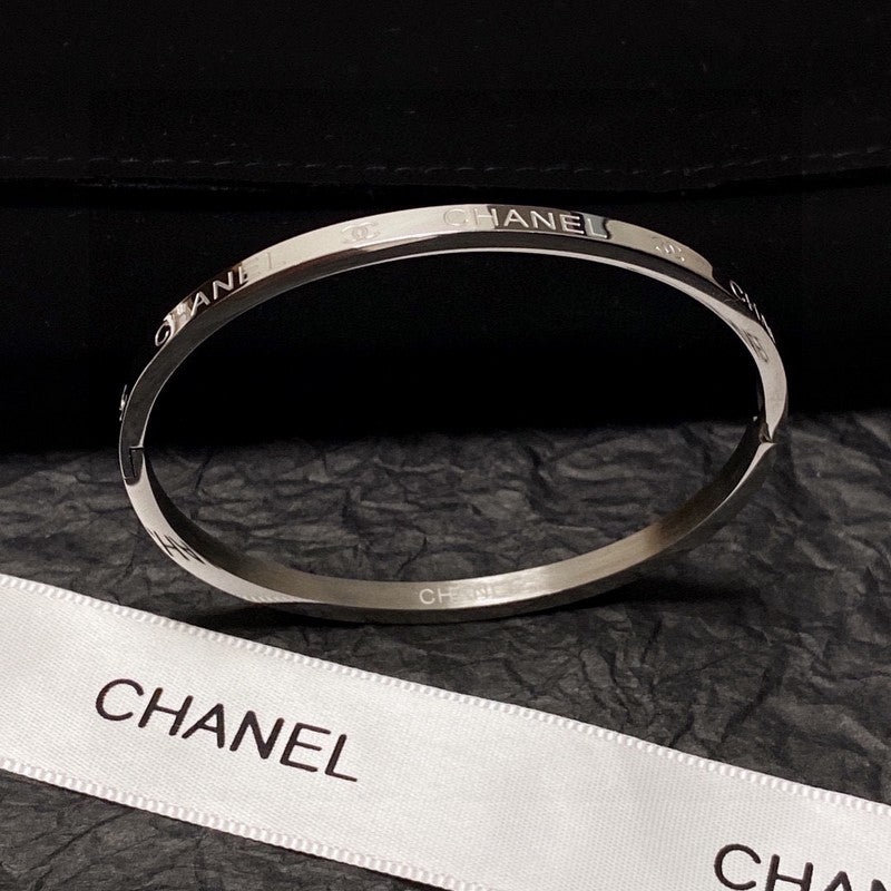 18K Chanel White Gold Bracelet