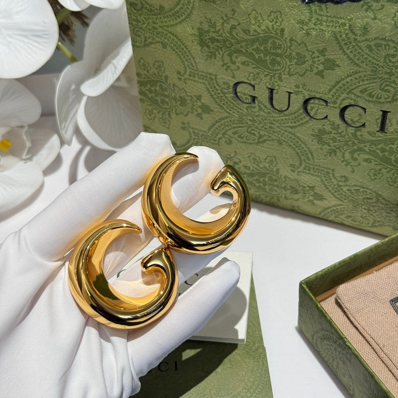 18K Gucci Smooth Gold Earrings